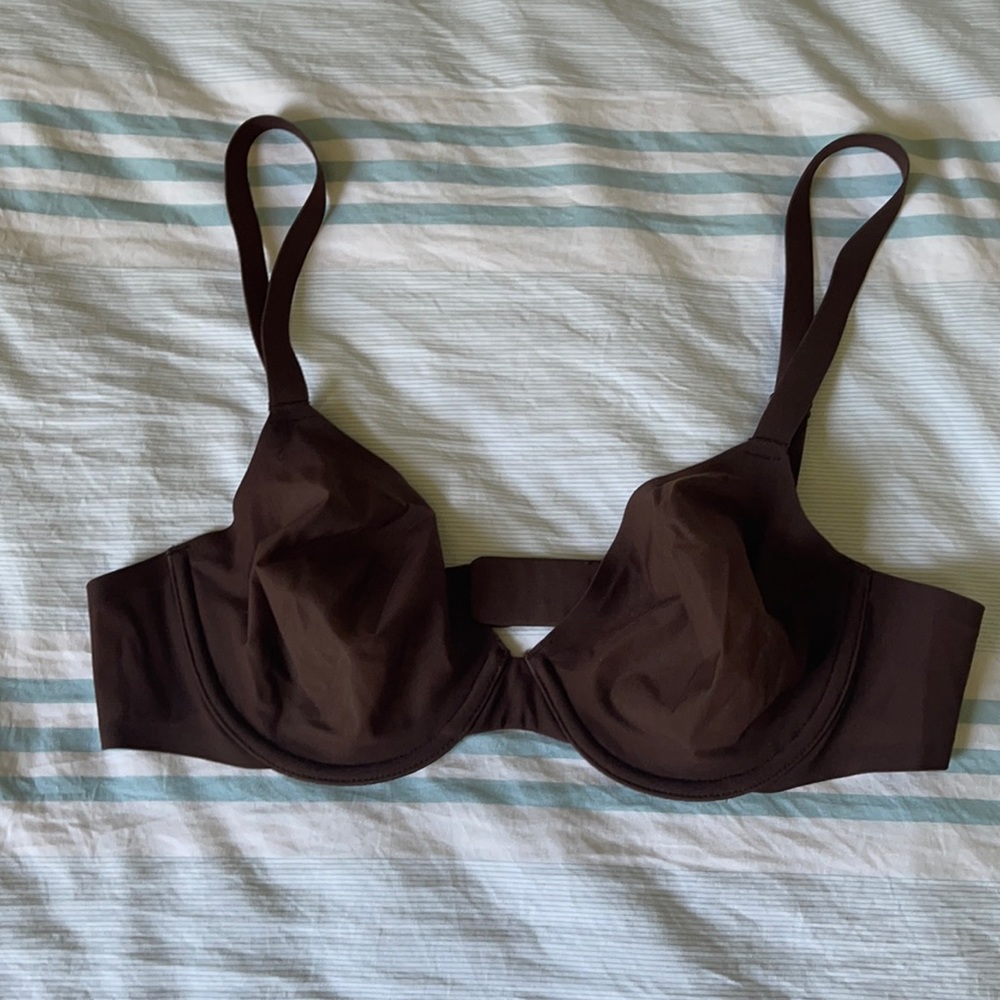 New without tags Skims 36b mesh bra